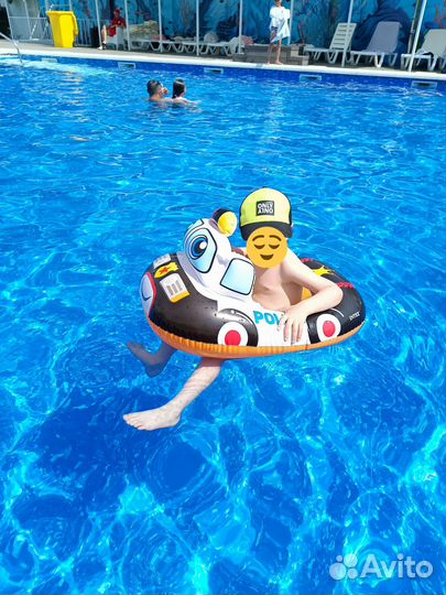Надувной круг машинка