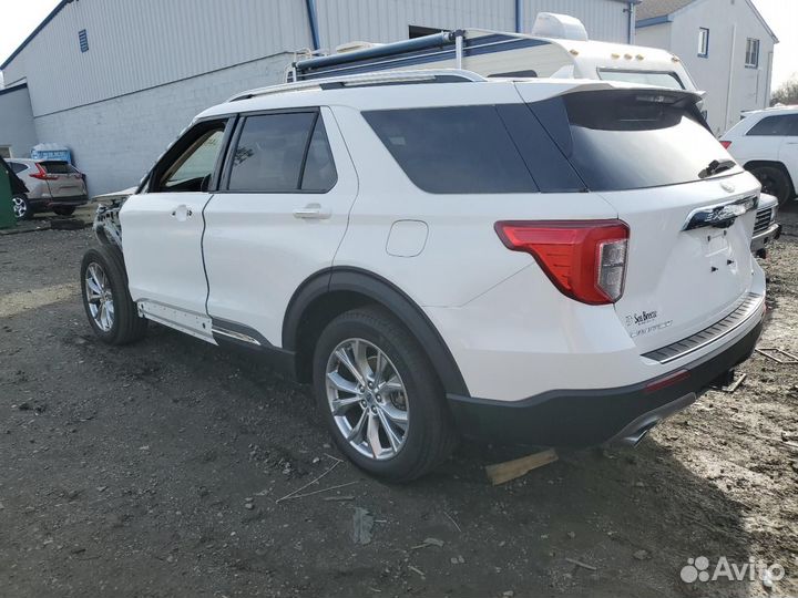 В разборе Ford Explorer 6