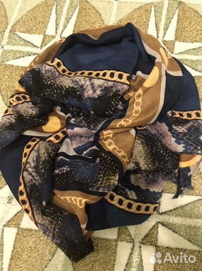 Палантин новый,размер 180/90