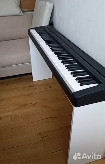Стойка для цифрового пианино Yamaha