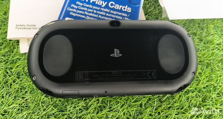 Sony PS Vita Slim 2000 + Игры + Комплект