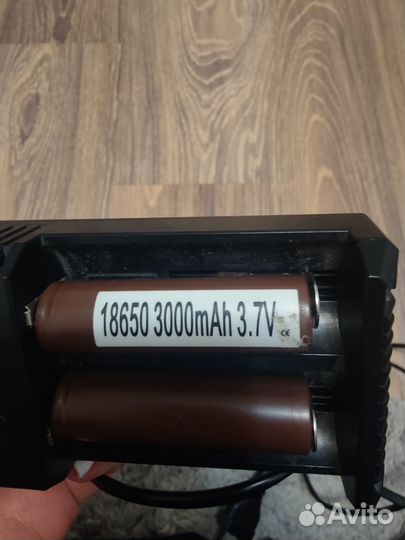 Зарядное устройство nitecore NEW i2