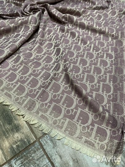 Платок шаль Dior из шерсти лиловый двухсторонний