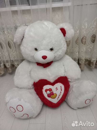 Плюшевый медведь