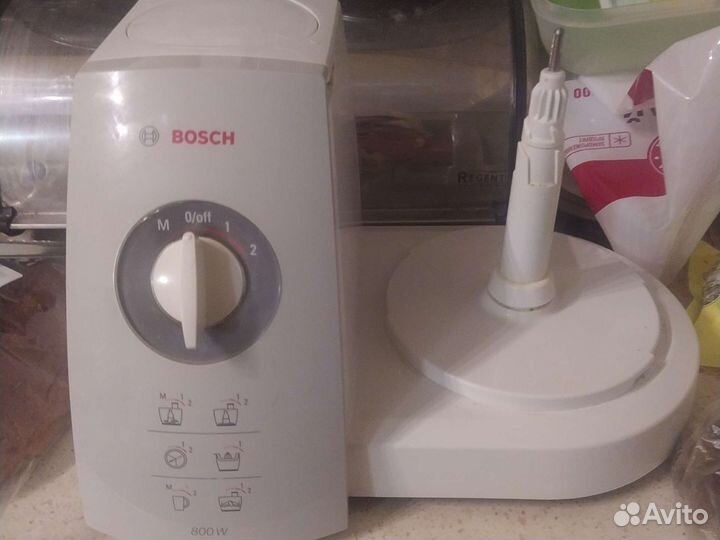 Запчасти к комбайну bosch 5529.Кубик, чаша