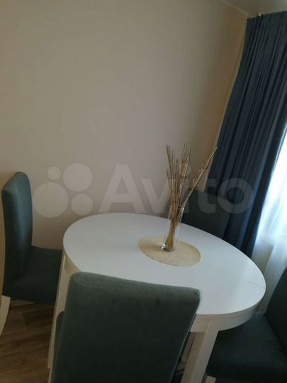 2-к. квартира, 42 м², 2/4 эт.