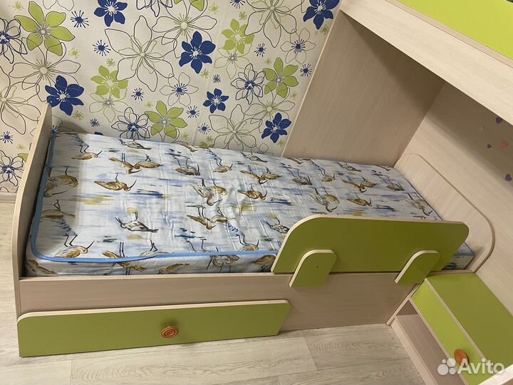 Мебель в детскую комнату бу