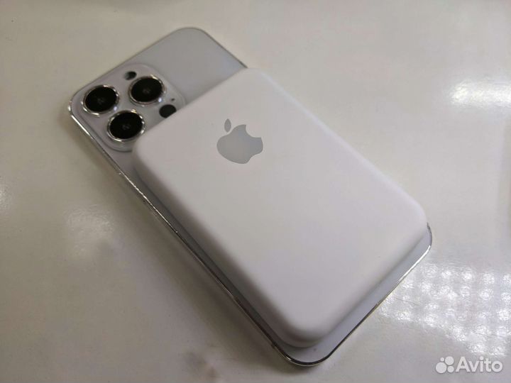 Magsafe battery pack