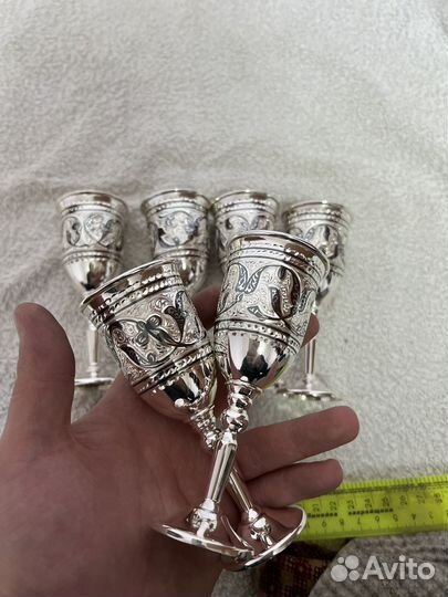 Серебряные рюмки и стопки