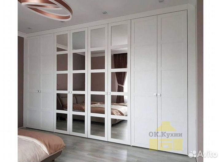 Шкаф распашной