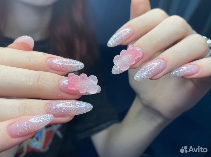 Маникюр, наращивание ногтей