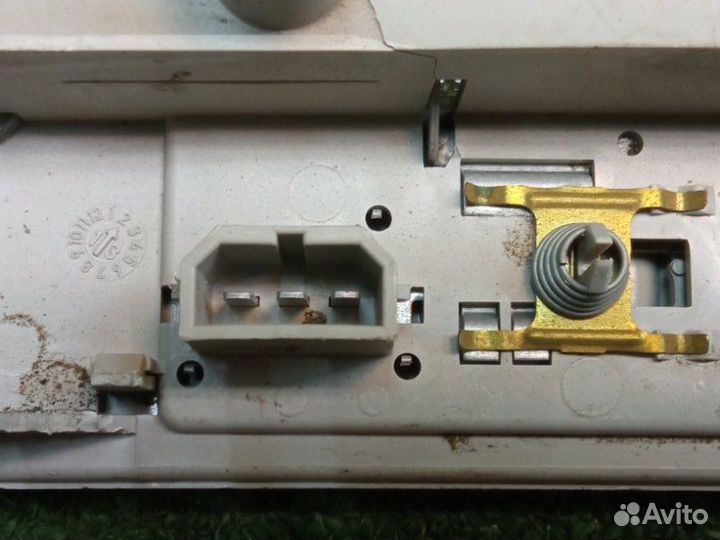 Плафон салонный Volkswagen Polo 2011