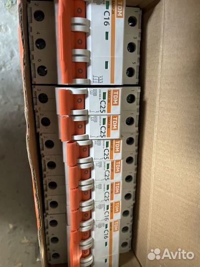 Автоматический выключатель ABB.TDM.DKS
