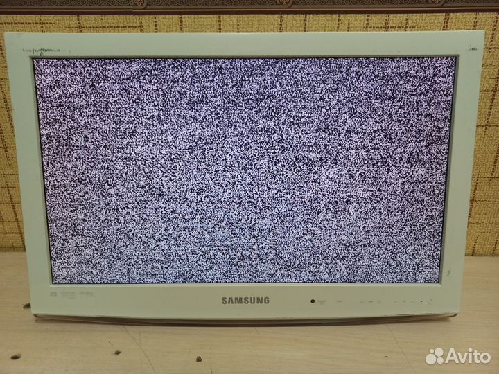 Телевизор Samsung LE19C451E2W
