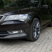 Skoda Superb 1.8 AMT, 2016, 147 000 км, с пробегом, цена 1 690 000 руб.