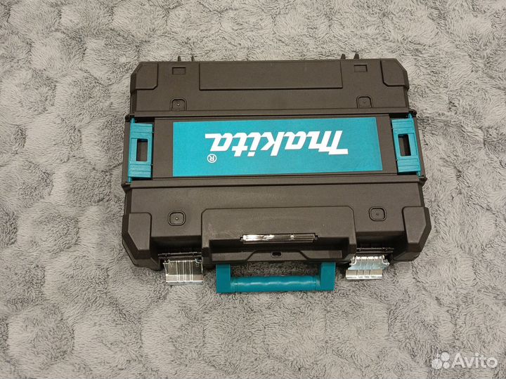 Ударный шуруповёрт Макита,ушм