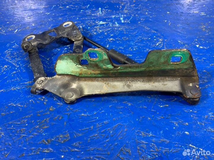 Петля капота левая Land Rover Range Rover Sport 2