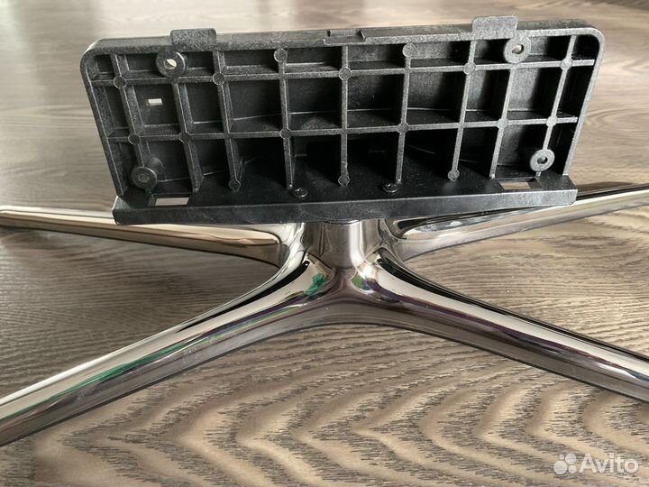 Подставка под телевизор