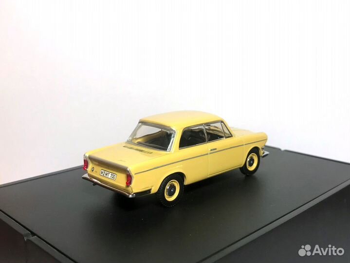 Модель Minichamps 1/43 BMW 700LS