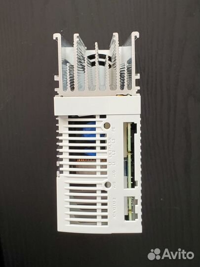 Частотный преобразователь Lenze E82EV152 2C Вектор