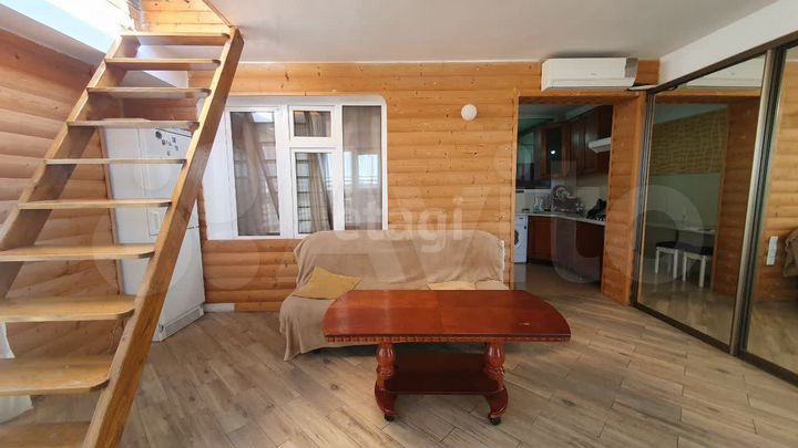 2-к. квартира, 100 м², 5/5 эт.