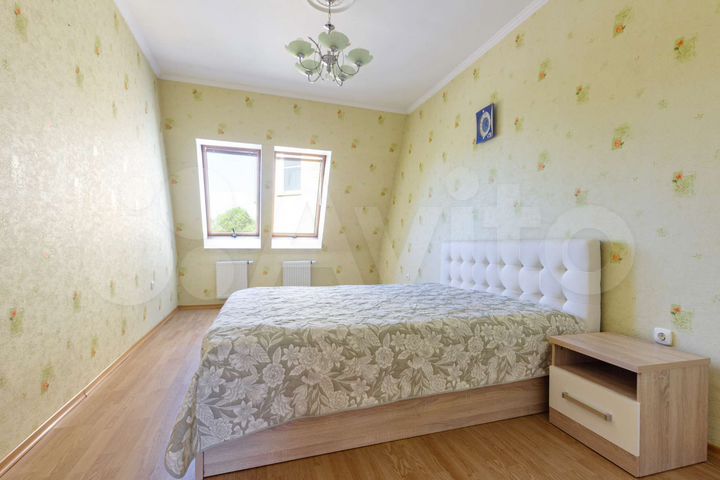 2-к. квартира, 65 м², 4/5 эт.