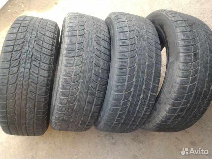 Triangle Snow-LL01 195/60 R15