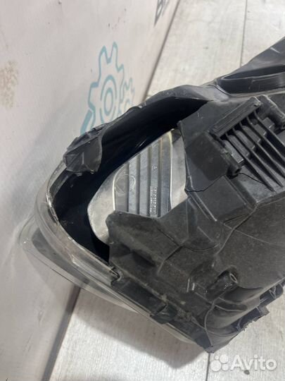 Фара правая на запчасти Renault Kaptur