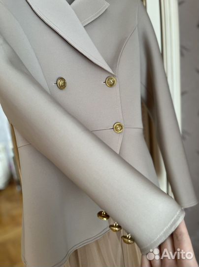 Костюм женский нарядный