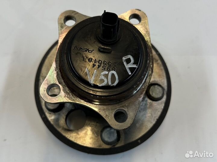 Ступица задняя правая Toyota Camry V50 55