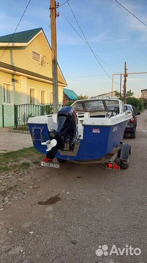 Катер Атлас