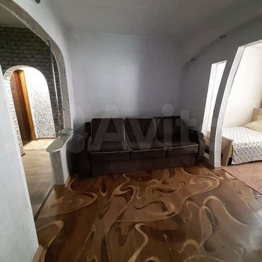 2-к. квартира, 47 м², 1/2 эт.