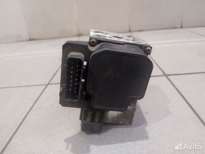 Блок абс abs. Ауди Фольксваген 8E0614111T