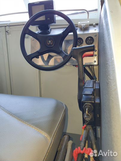 Моторная лодка