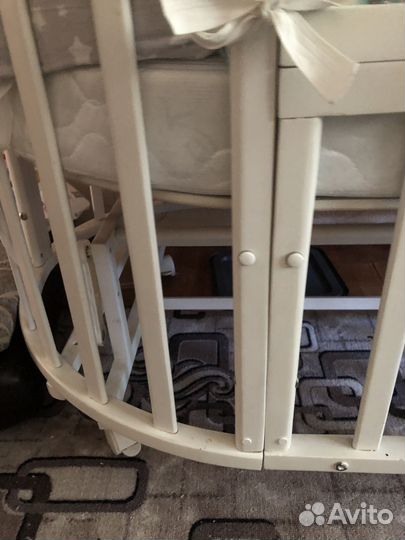 Детская кроватка трансформер круглая с маятником