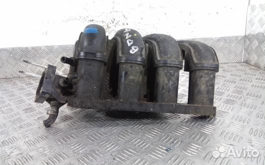 Впускной коллектор бензиновый toyota avensis T25