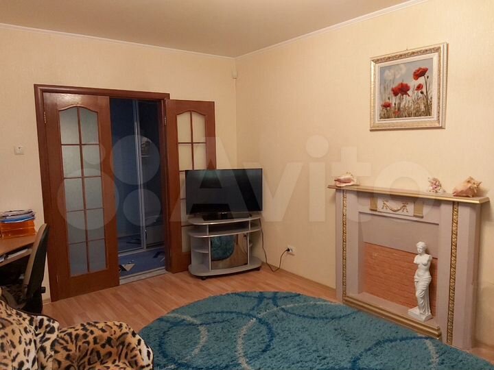 2-к. квартира, 58 м², 1/9 эт.