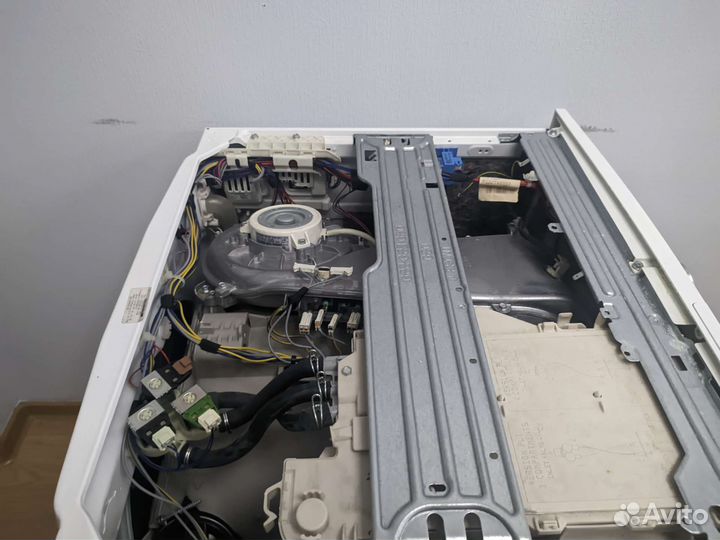 Стиральная машина с сушкой AEG