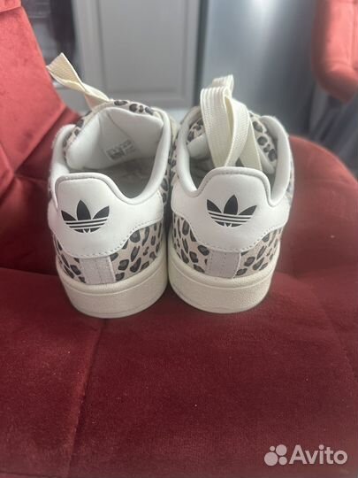 Кроссовка женские adidas