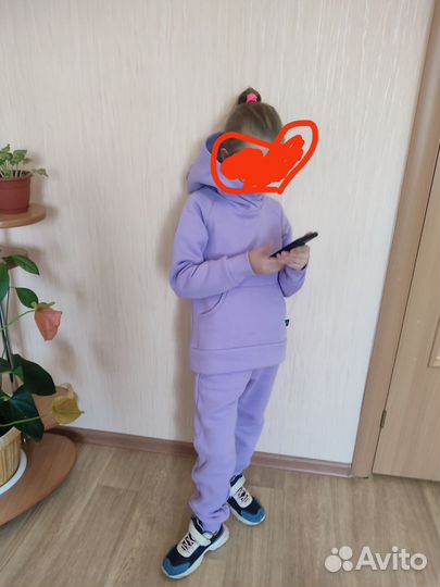 Спортивный костюм для девочки 134 р-р