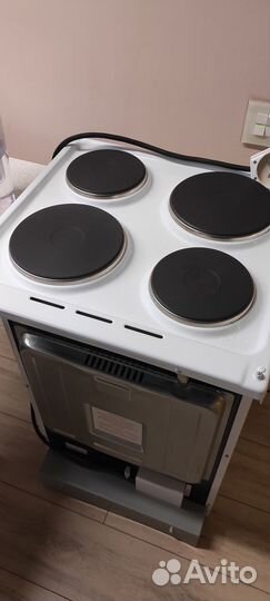 Электрическая плита DeLuxe 5004.12 Э White