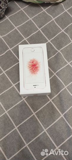 Коробочки от телефон и наушников