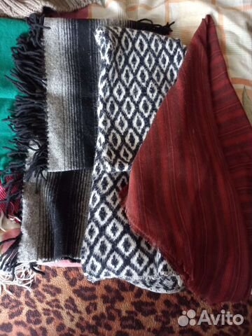 Женские шарфы и палантины