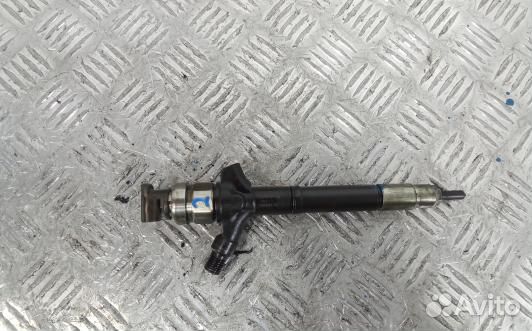 Форсунка дизельная toyota RAV 4 ZSA3 (KML08AL02)