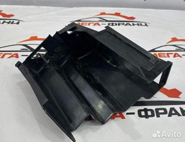 Корпус блока предохранителей Citroen C4 хэтчбек