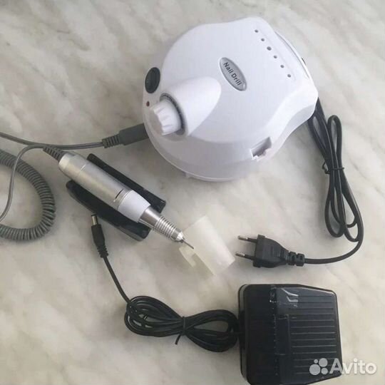 Аппарат для маникюра и педикюра