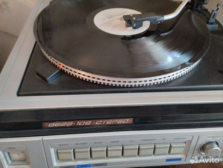 Проигрыватель винила вега 109