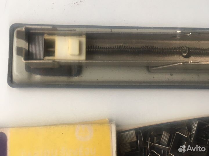 Степлер для бумаг и скобы 24/6