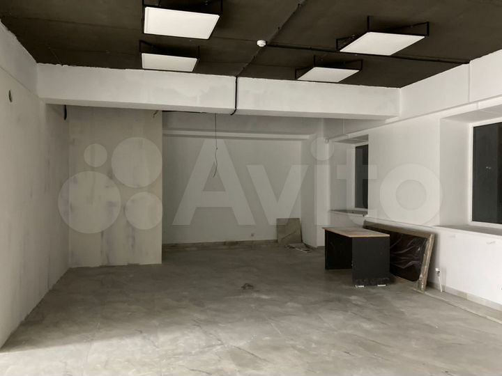 Свободного назначения, 140 м²