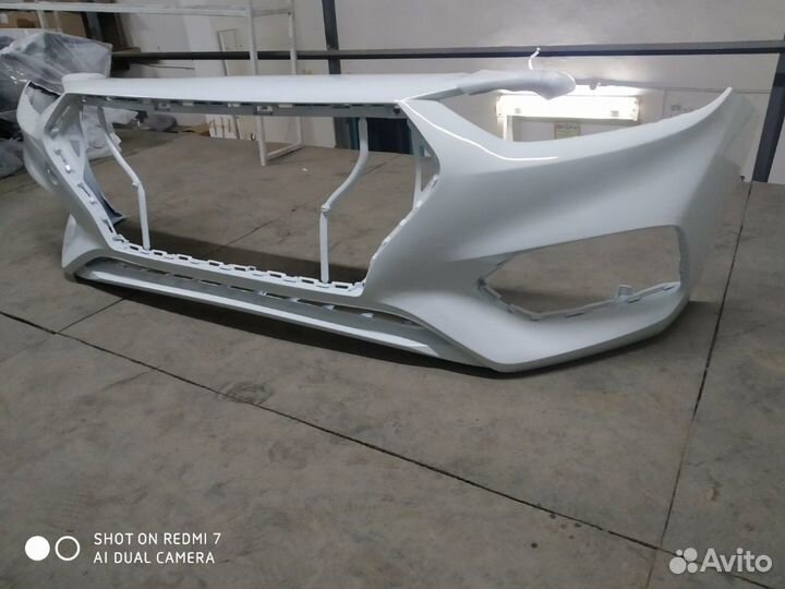 Бампер передний Хендай Солярис 17-г.в. новый,белый